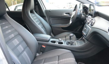 Mercedes GLA 180 Cdi complet