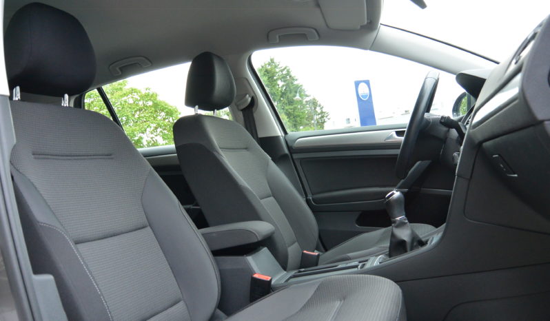 VW Golf VII 1.6 Tdi 110 Comfortline full