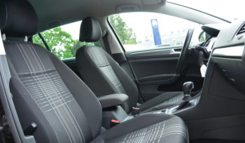 VW Golf VII 1.6 Tdi 110 Lounge DSG full