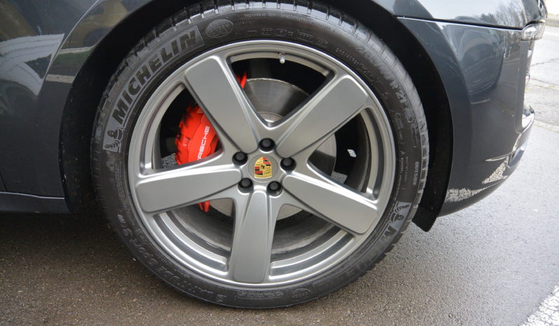Porsche Macan 3.0 GTS PDK AKRAPOVIC complet
