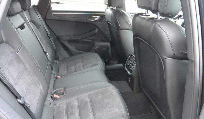 Porsche Macan 3.0 GTS PDK AKRAPOVIC complet