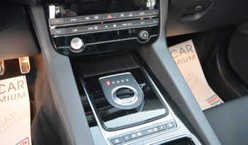 Jaguar F-Pace 20d 180 Pure AWD Auto. complet