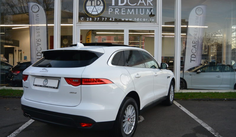 Jaguar F-Pace 20d 180 Pure AWD Auto. complet