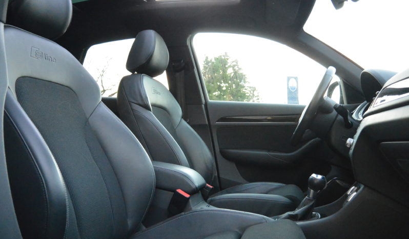 Audi Q3 2.0 Tdi 177 S-Line Quattro S-Tronic complet