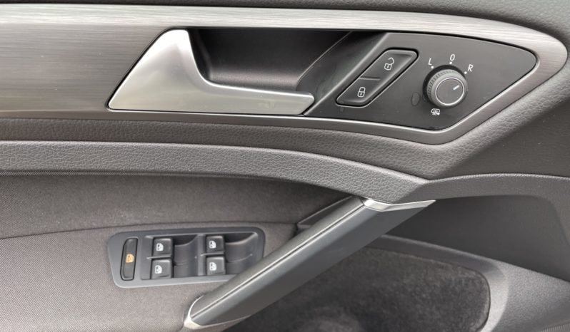 VW Golf VII 1.5 TSi Highline DSG Bluemotion ,Virtual Cockpit complet