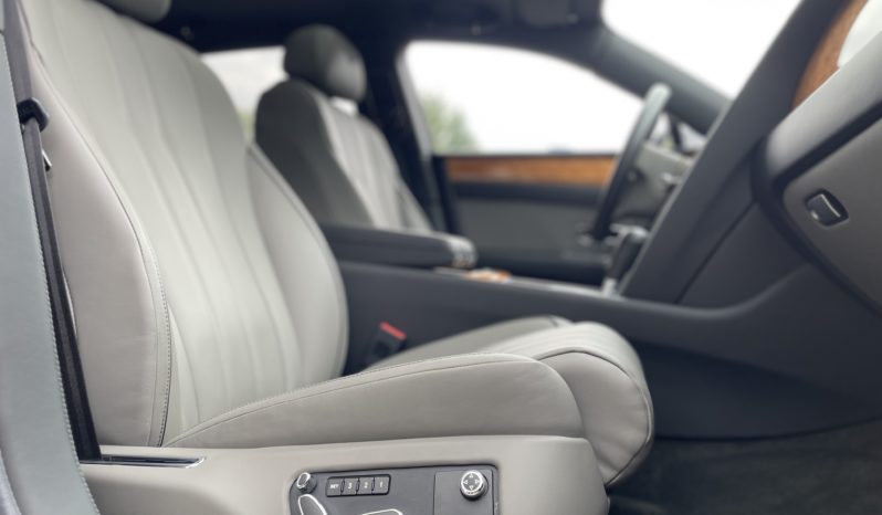 Bentley Flying Spur 6.0 W12 Auto. complet