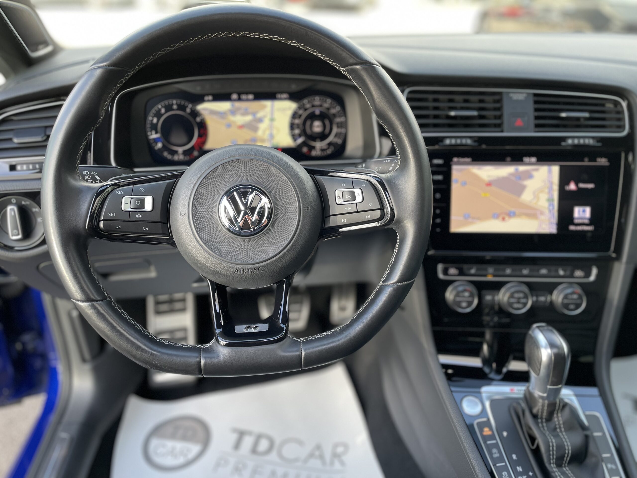 VW Golf VII 2.0 R Performance 4Motion DSG Akrapovic Toit Ouvrant - TD Car  Premium - Réparation automobile mécanique et carrosserie