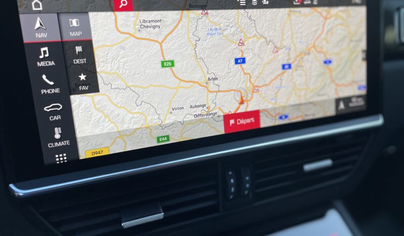 Porsche Cayenne Coupé GTS 460 PDK complet