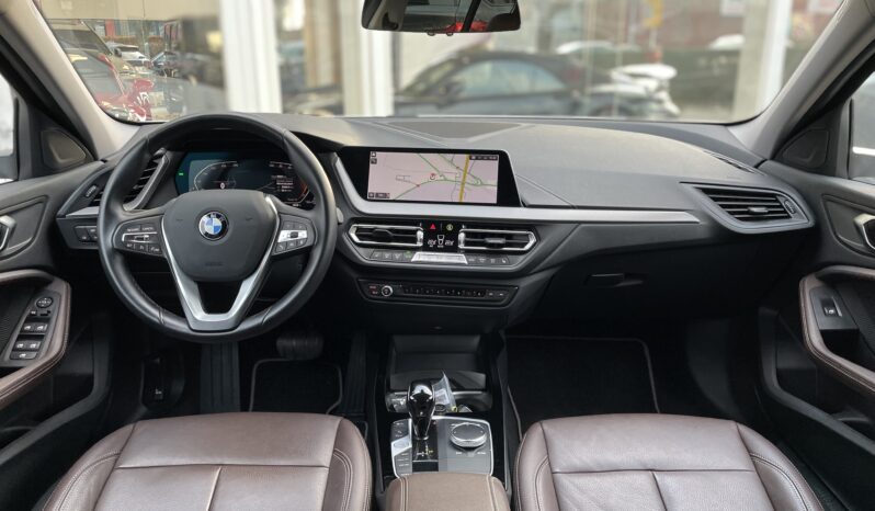 BMW 118i Luxury Line Auto. complet
