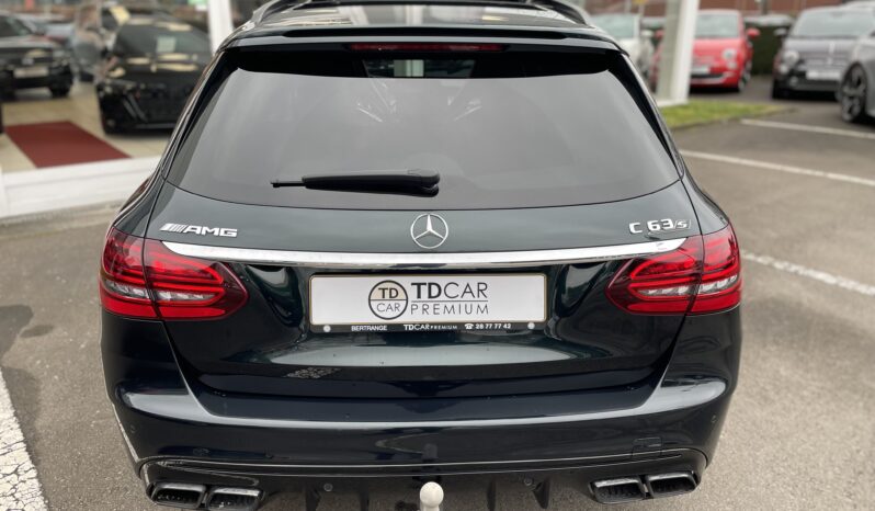 Mercedes C 63 AMG S Performance Pack Speedshift Sièges Sport complet