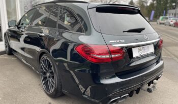 Mercedes C 63 AMG S Performance Pack Speedshift Sièges Sport complet