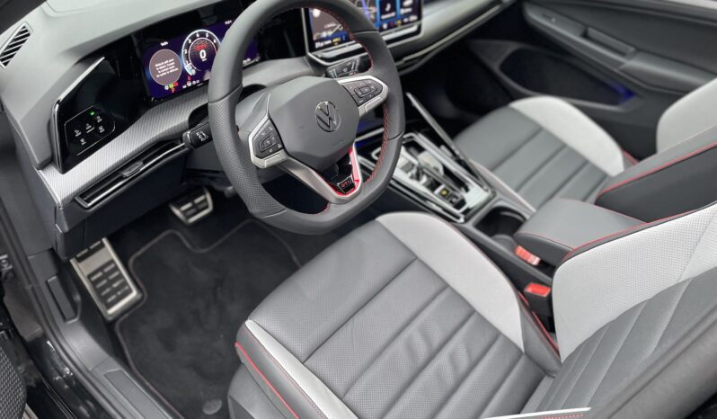 VW Golf 8 GTI CLUBSPORT 2.0 TSI 300 DSG Akrapovic Toit Ouvrant facelift complet