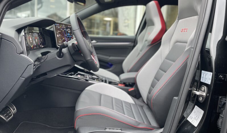 VW Golf 8 GTI CLUBSPORT 2.0 TSI 300 DSG Akrapovic Toit Ouvrant facelift complet