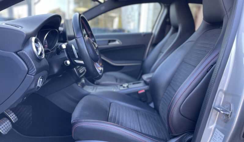 Mercedes A 200 AMG Line 7G-DCT complet