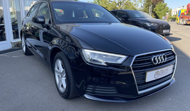 Audi A3 30 TSi Sportback S-Tronic complet