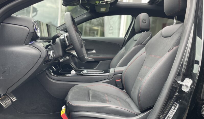 Mercedes A 250 AMG Line 4Matic 7G Toit Ouvrant complet
