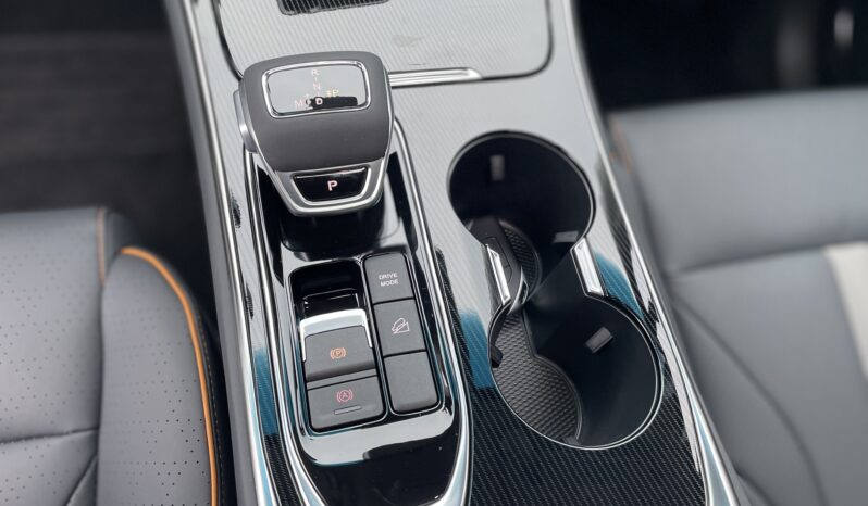 Forthing U-Tour 1.5 Turbo Auto Neuve 7 PLACES complet