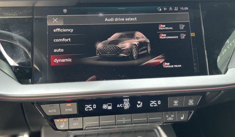 Audi RS3 Limousine 2.5 TFSI quattro S-Tronic complet