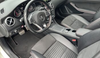 Mercedes A 180 AMG Line 7G-DCT Toit Ouvrant complet
