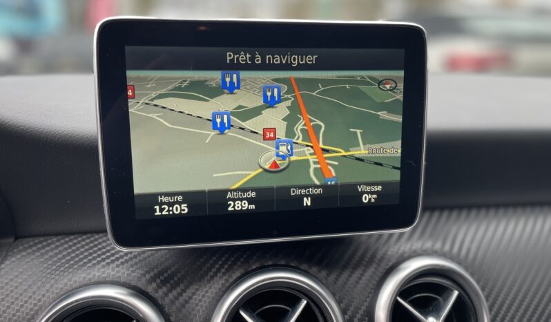 Mercedes A 180 AMG Line 7G-DCT Toit Ouvrant complet