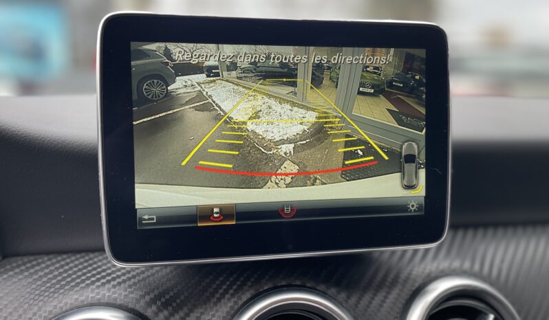 Mercedes A 180 AMG Line 7G-DCT Toit Ouvrant complet