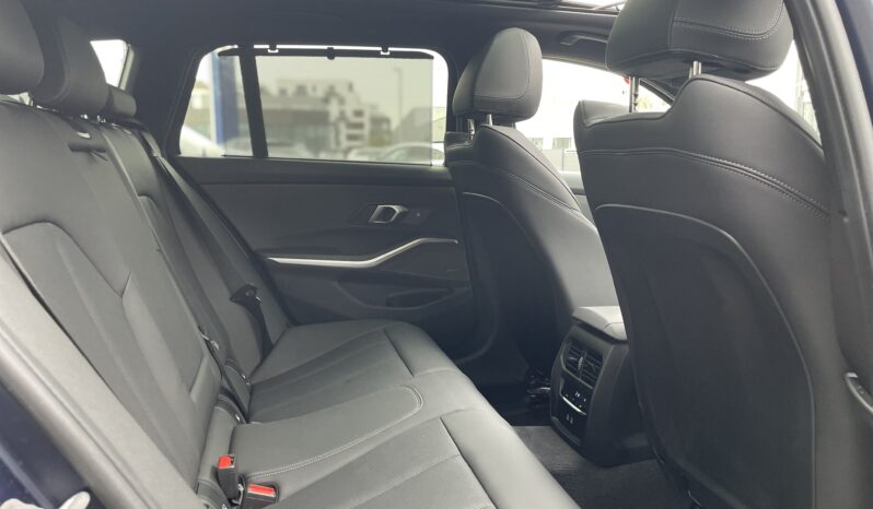 BMW Série 3 20 xDrive Touring M Auto Frozen blue complet