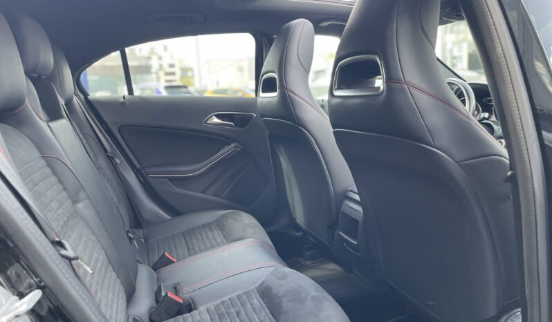 Mercedes A 180 d AMG Line 7G-DCT Toit Ouvrant complet