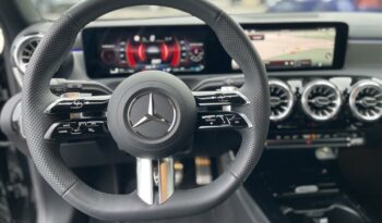 Mercedes A 200 AMG Line 7G-DCT complet